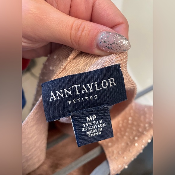 Ann Taylor Silk tank - Picture 3 of 3